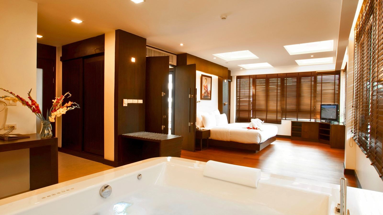 rooms-hillside-grand-suite-room