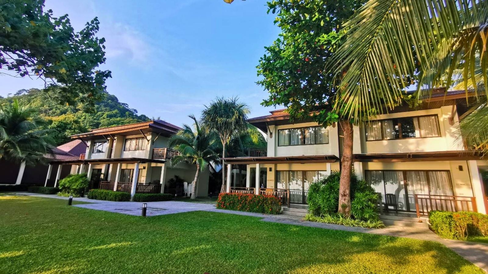 rooms-beach-front-chalet