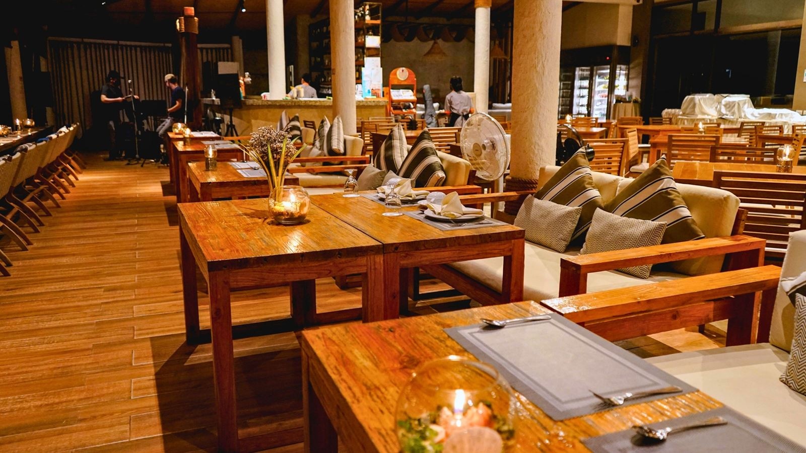 restaurants-kacha-restaurant