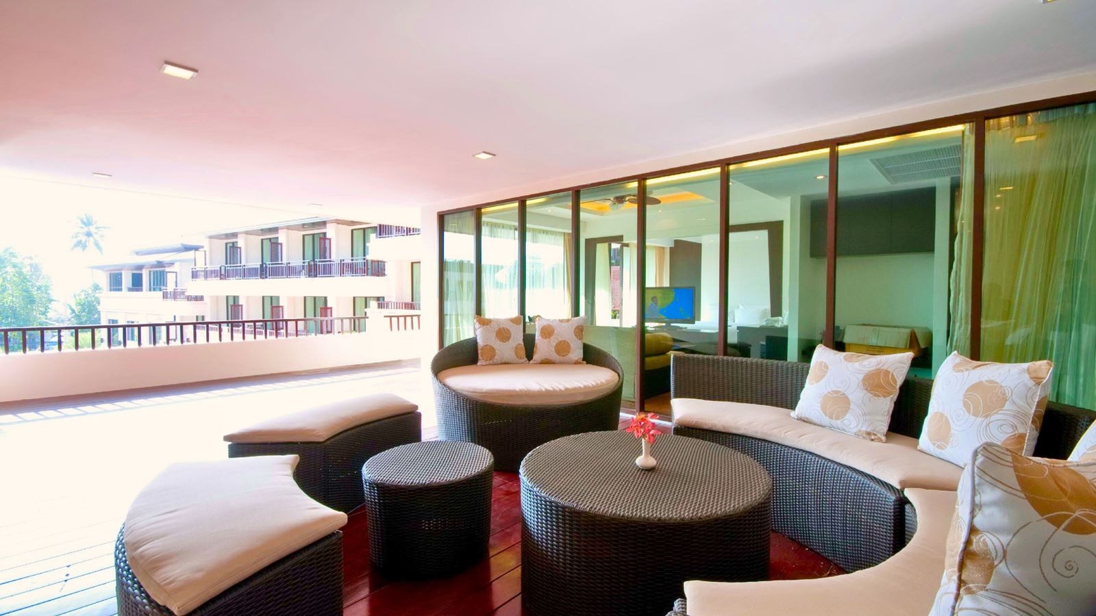 rooms-hillside-junior-suite-room