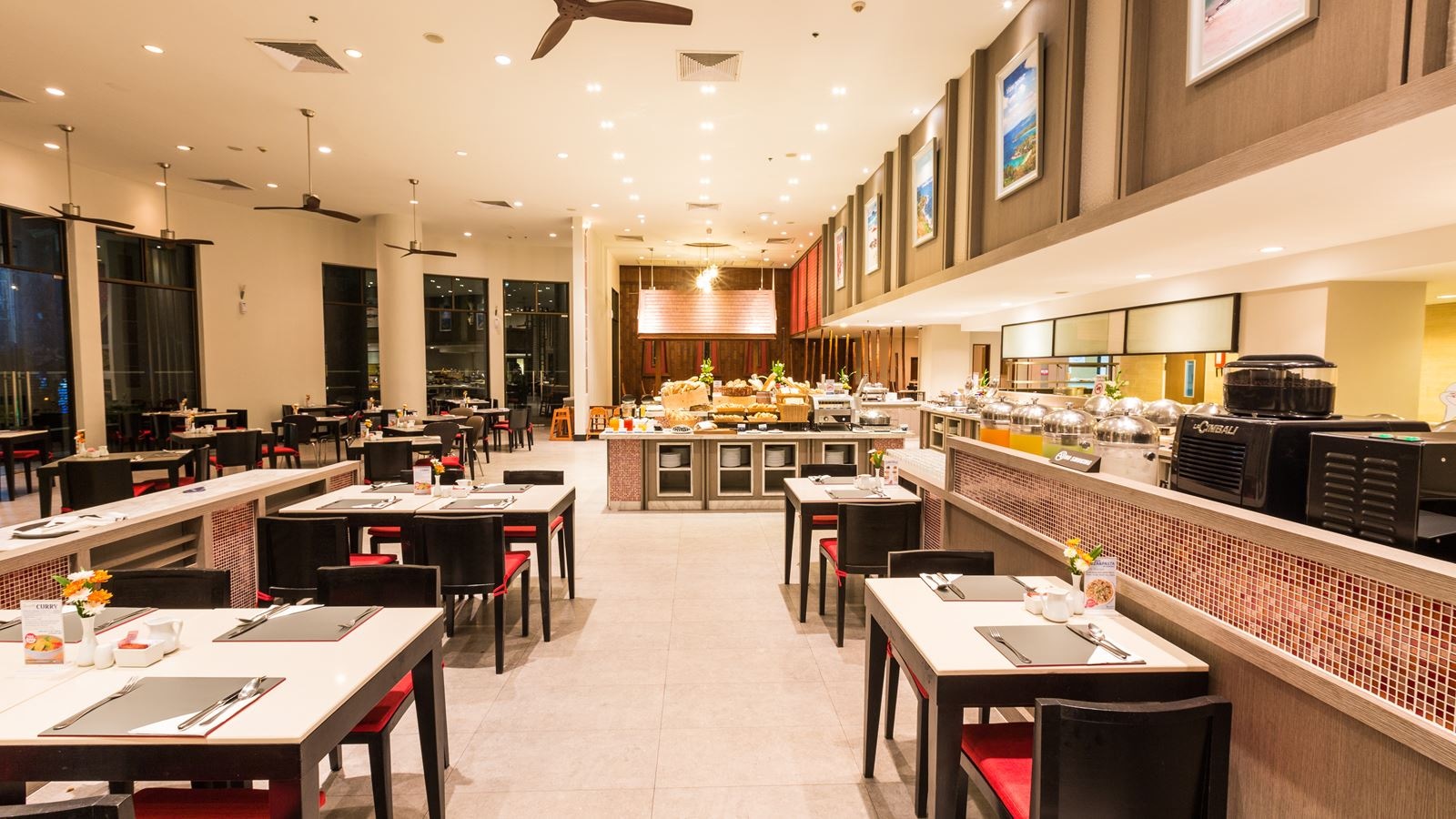 restaurants-phuket-cafe