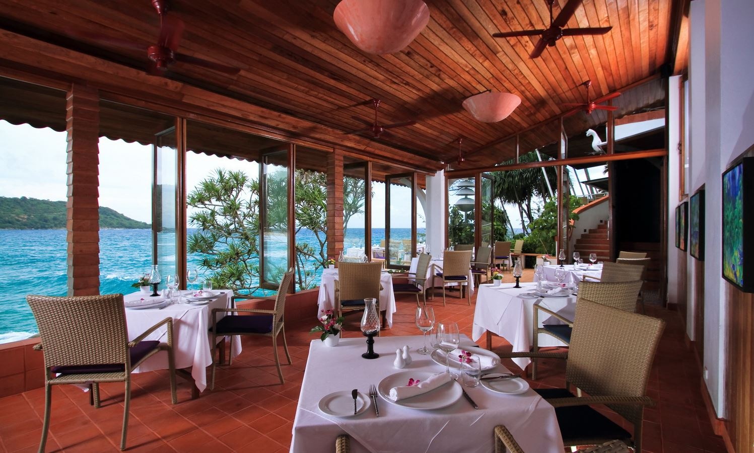 restaurants-mom-tri-s-kitchen