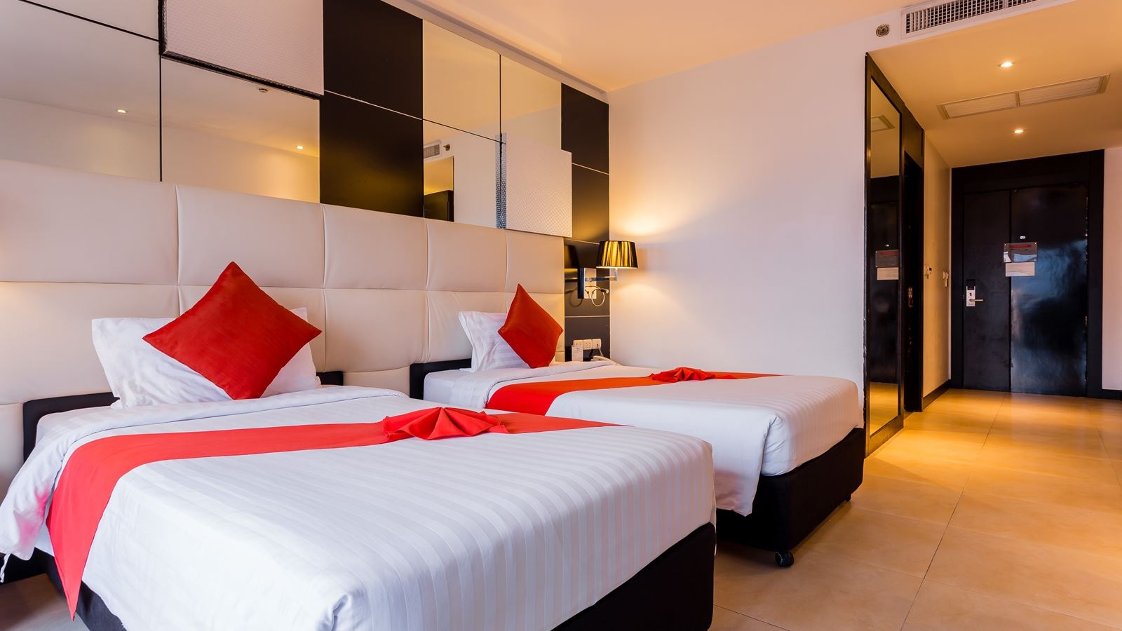 rooms-grand-deluxe-twin