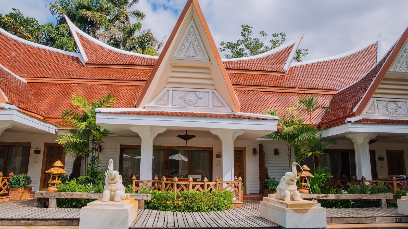 rooms-villa-pool-access