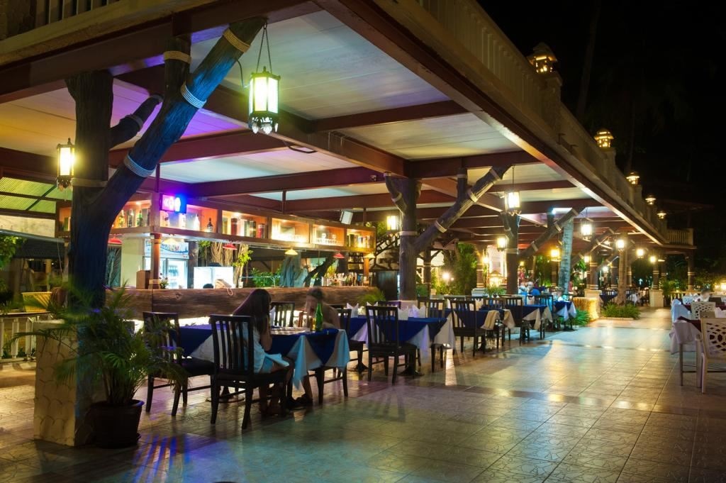 restaurants-beach-terrace-restaurant