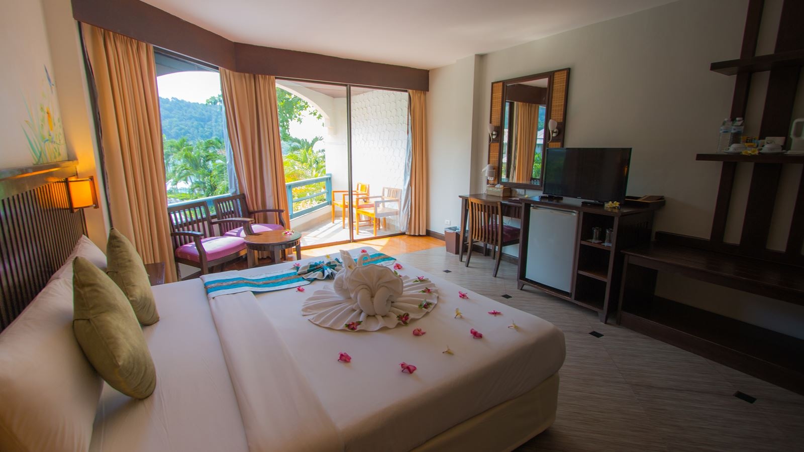 rooms-deluxe-single-room