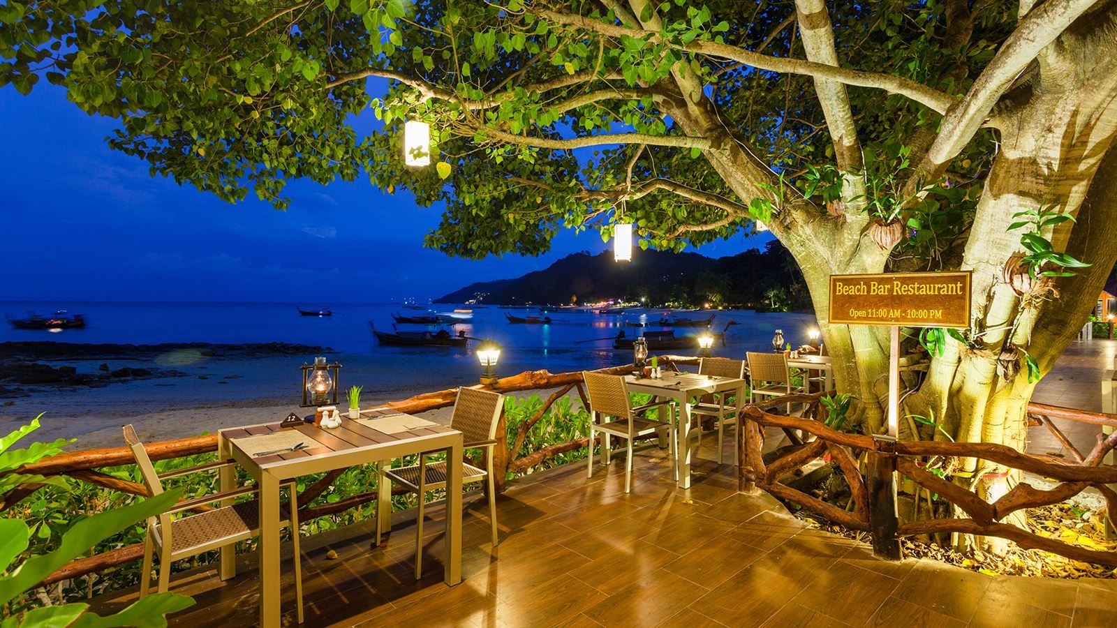 restaurants-the-beach-terrace-restaurant