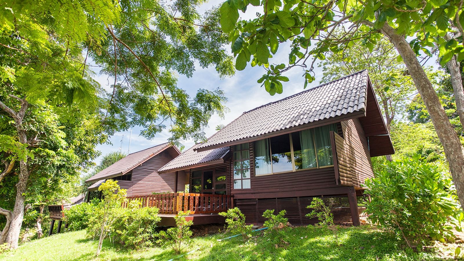 rooms-deluxe-cottage