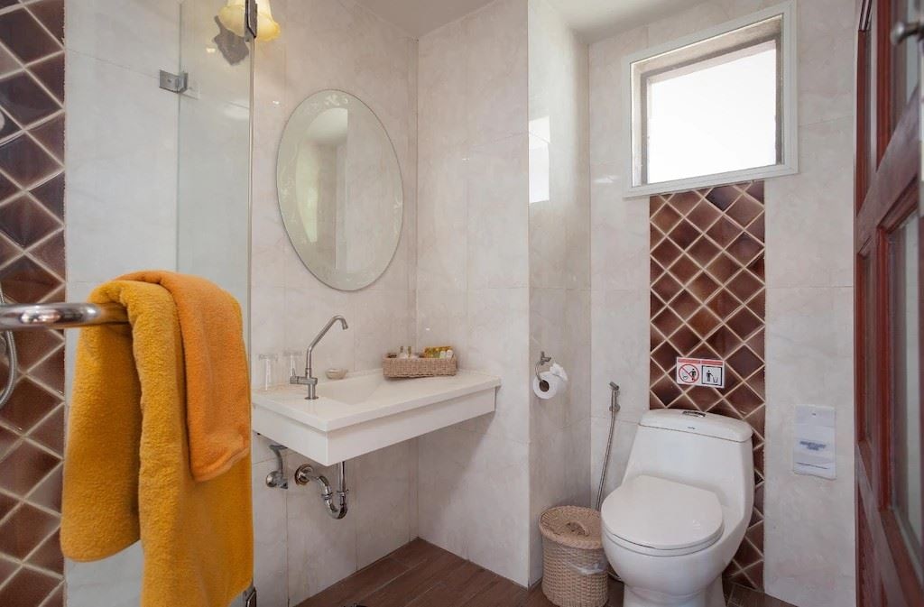 rooms-mountain-view-room