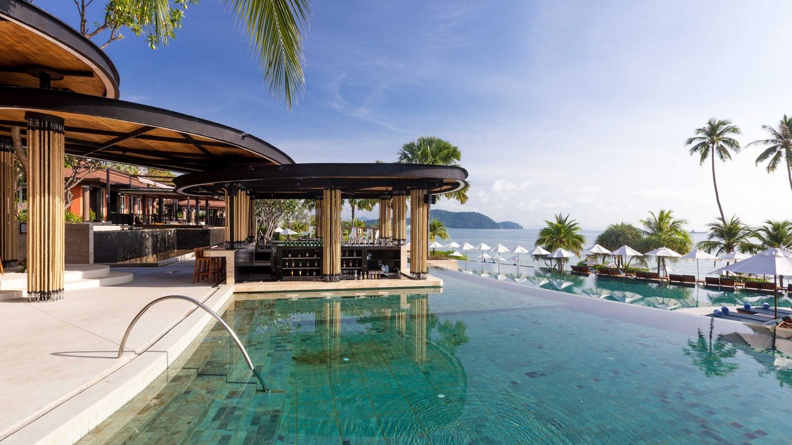 restaurants-edge-beach-club