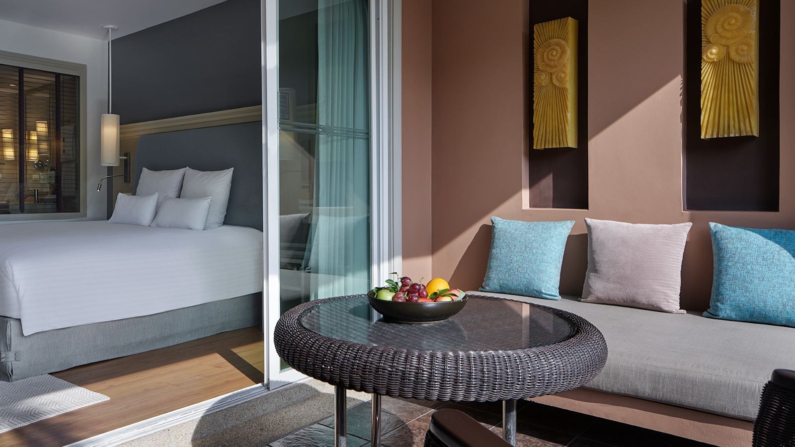 rooms-deluxe-garden-room