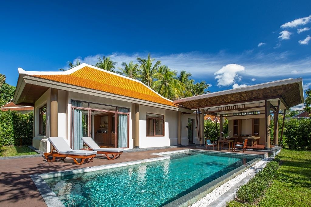 rooms-grand-deluxe-pool-villa