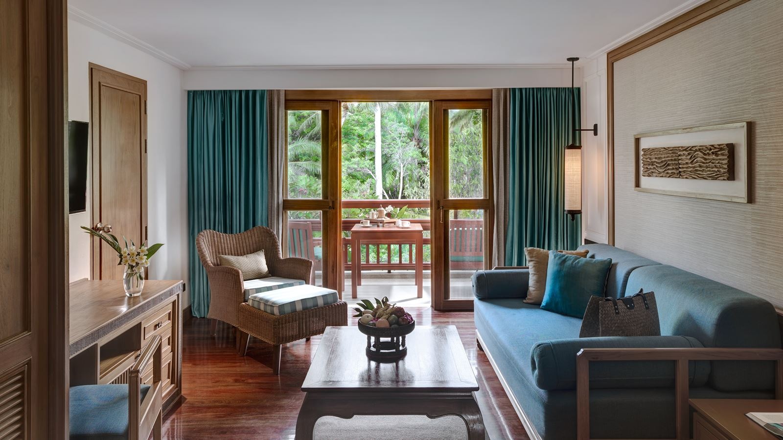 rooms-two-bedroom-duplex-suite