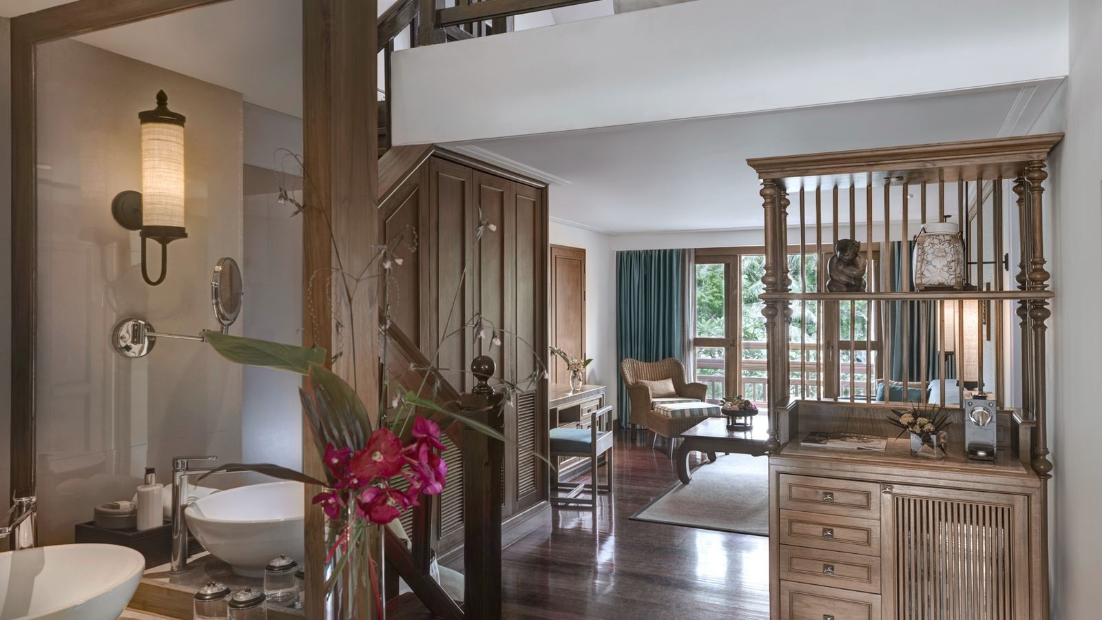 rooms-two-bedroom-duplex-suite