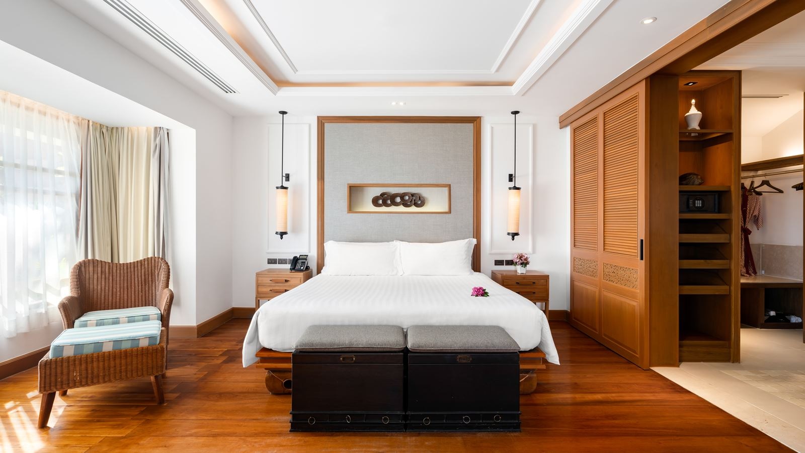 rooms-deluxe-beachfront-villa-with-plunge-pool