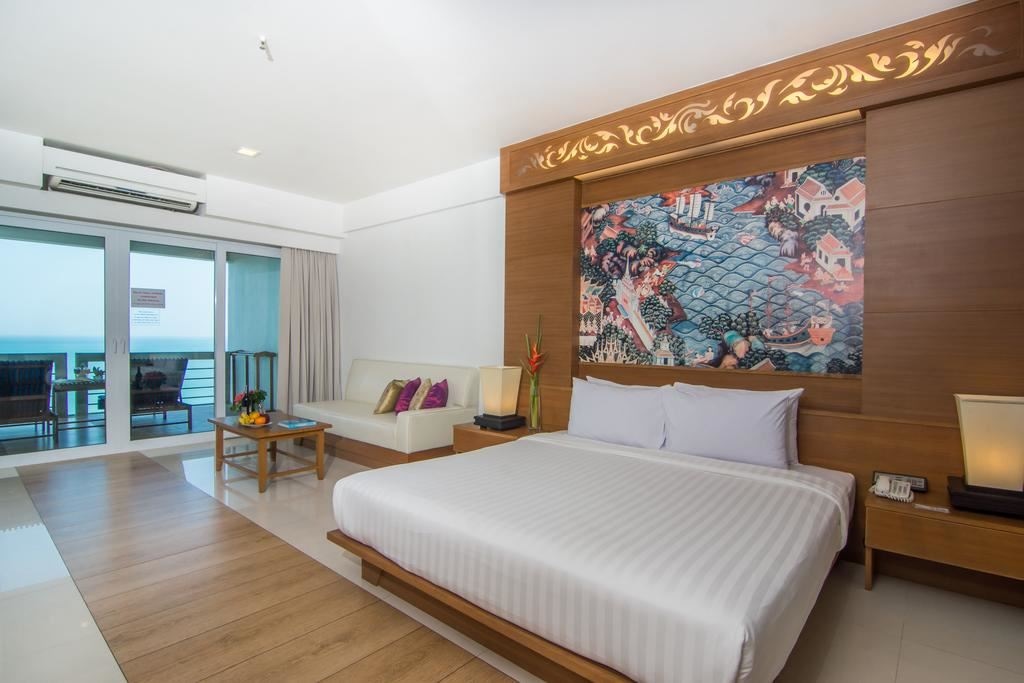 rooms-deluxe-clifftop