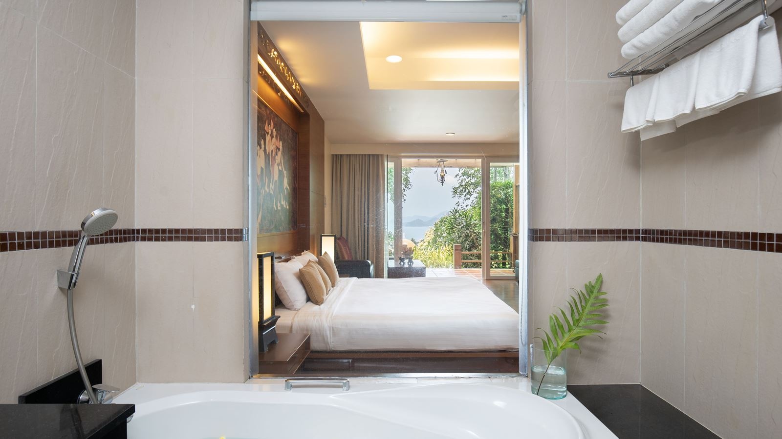 rooms-junior-family-room