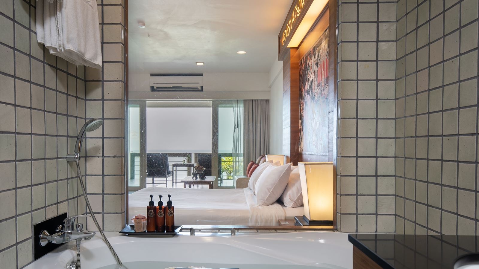 rooms-deluxe-clifftop