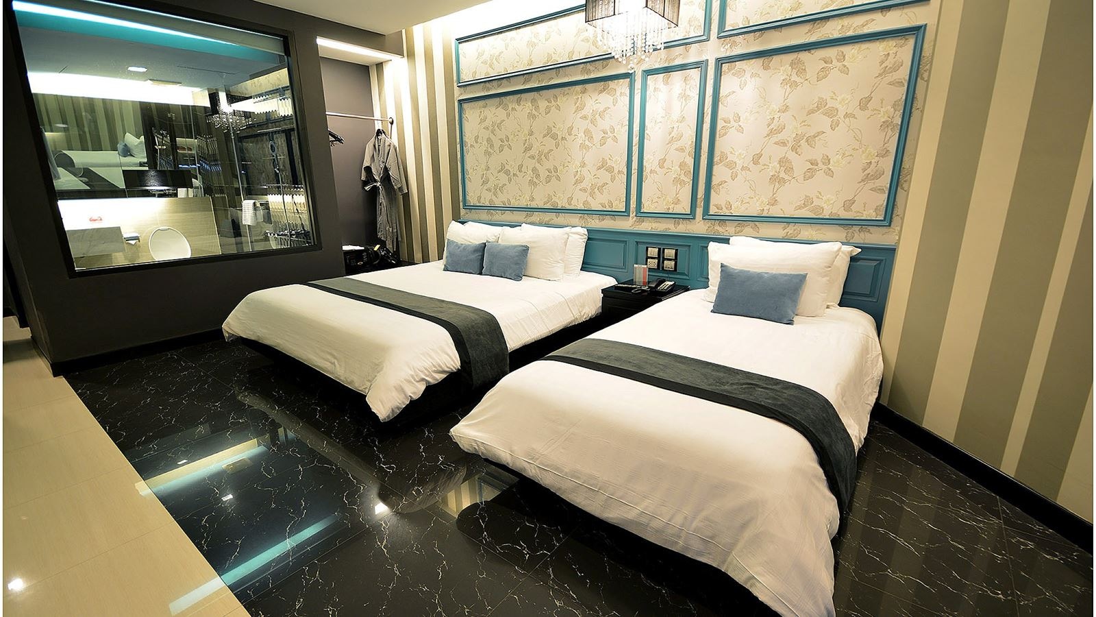 rooms-tsix5-quarter-roh