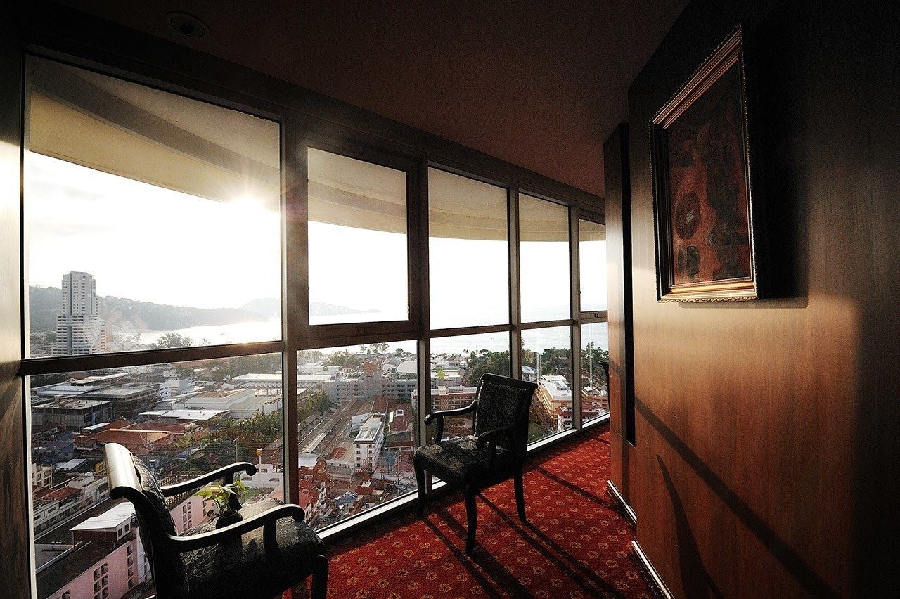 bars-sky-bar-24-floor