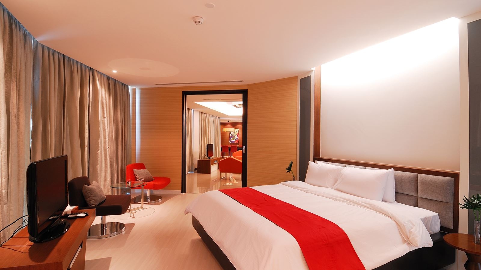 rooms-2bedroom-ocean-front-extream-suite