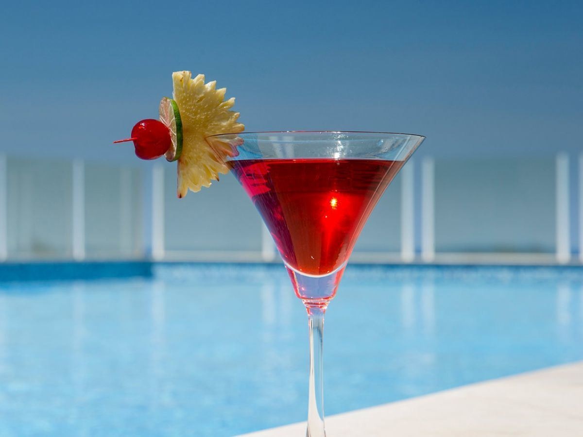 bars-tropical-lobby-lounge