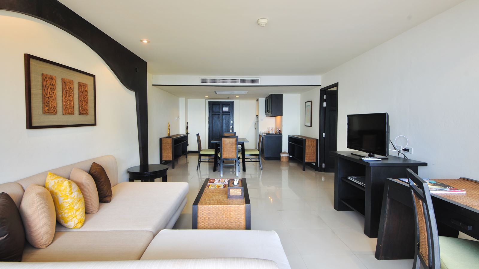 rooms-executive-suite