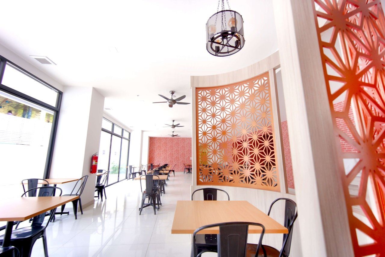 restaurants-phoenix-restaurant