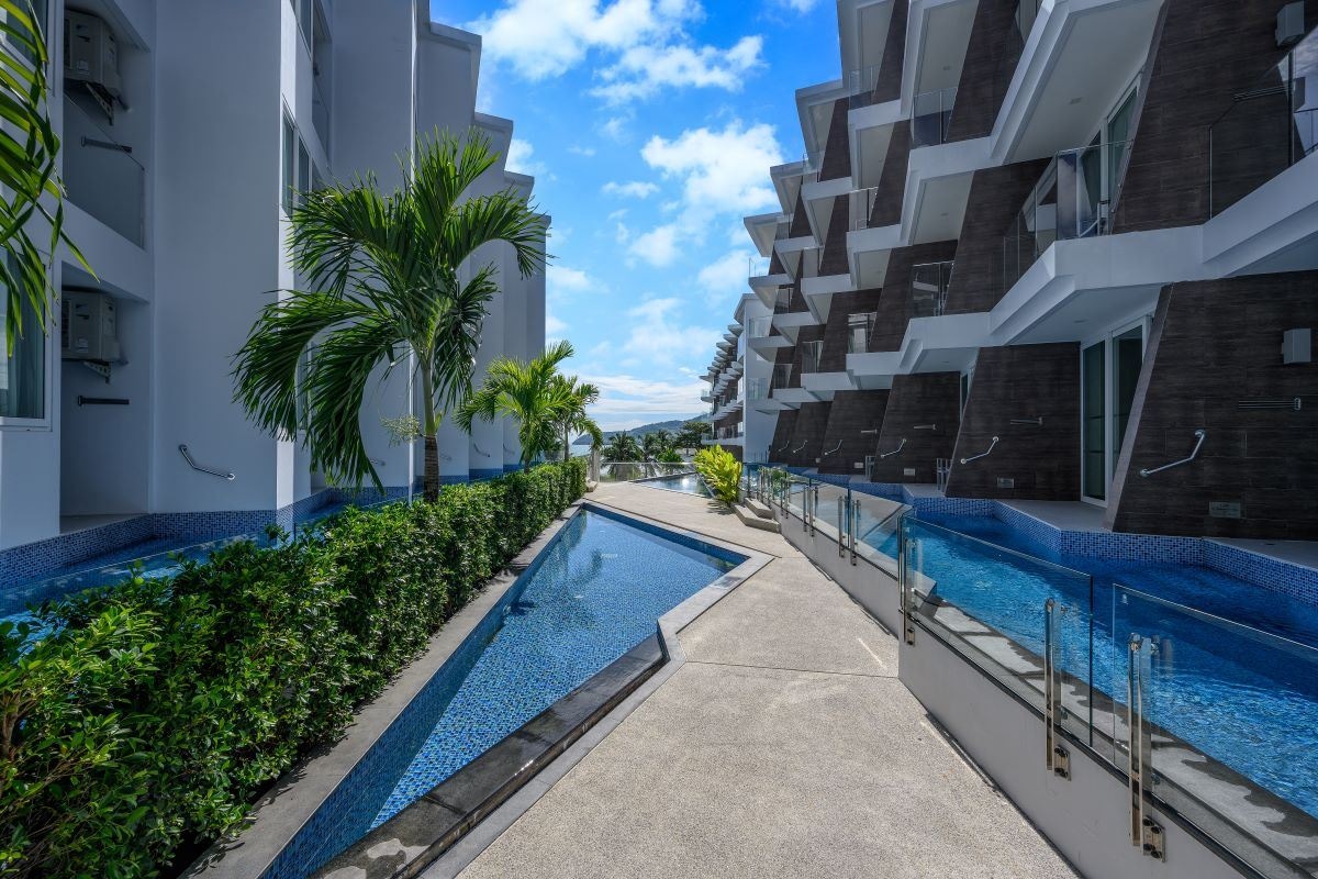 pools-outdoor-childrens-pool