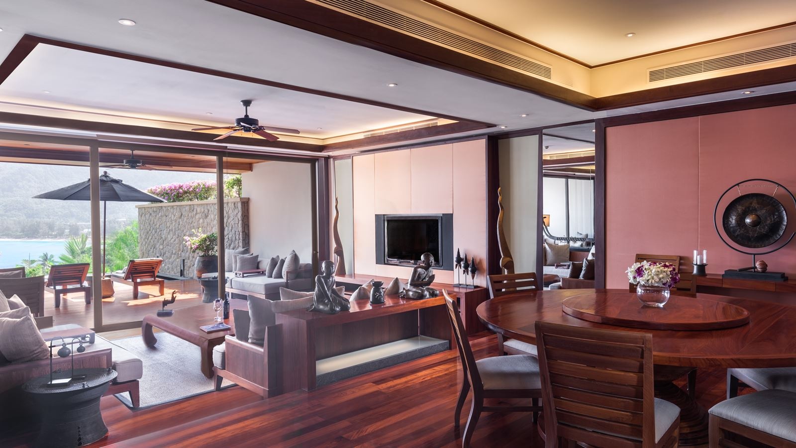 rooms-2-bedroom-pool-suite