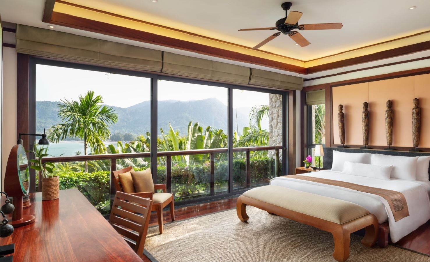 rooms-1-bedroom-terrace-suite