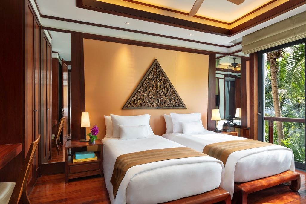 rooms-3-bedroom-terrace-suite