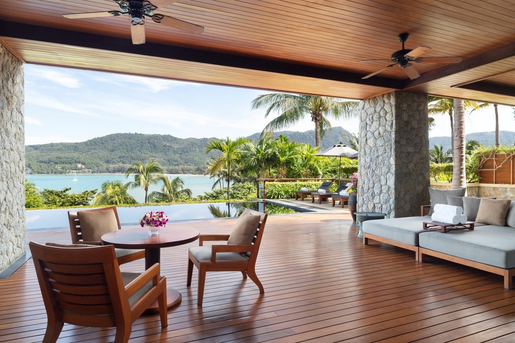 rooms-4-bedroom-pool-suite