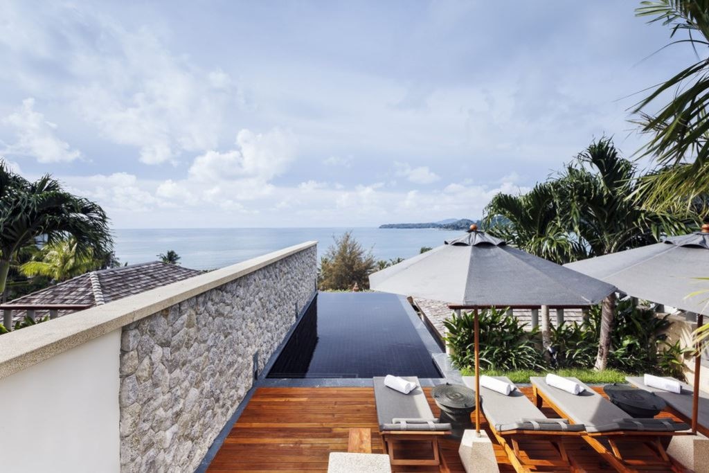 rooms-1-bedroom-penthouse-pool-suite