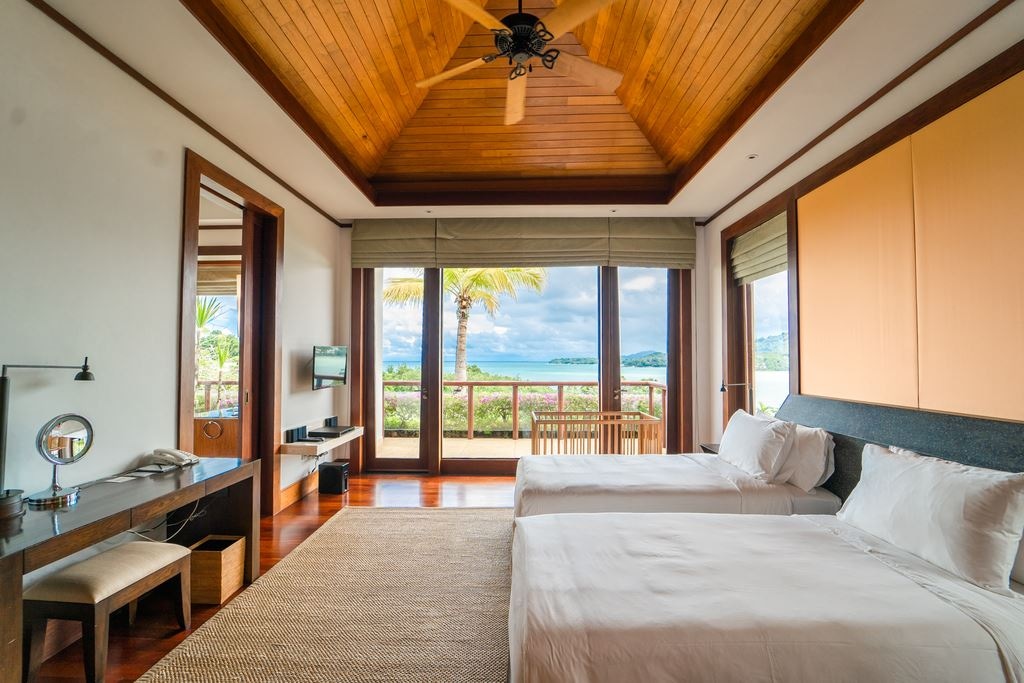 rooms-4-bedroom-pool-villas