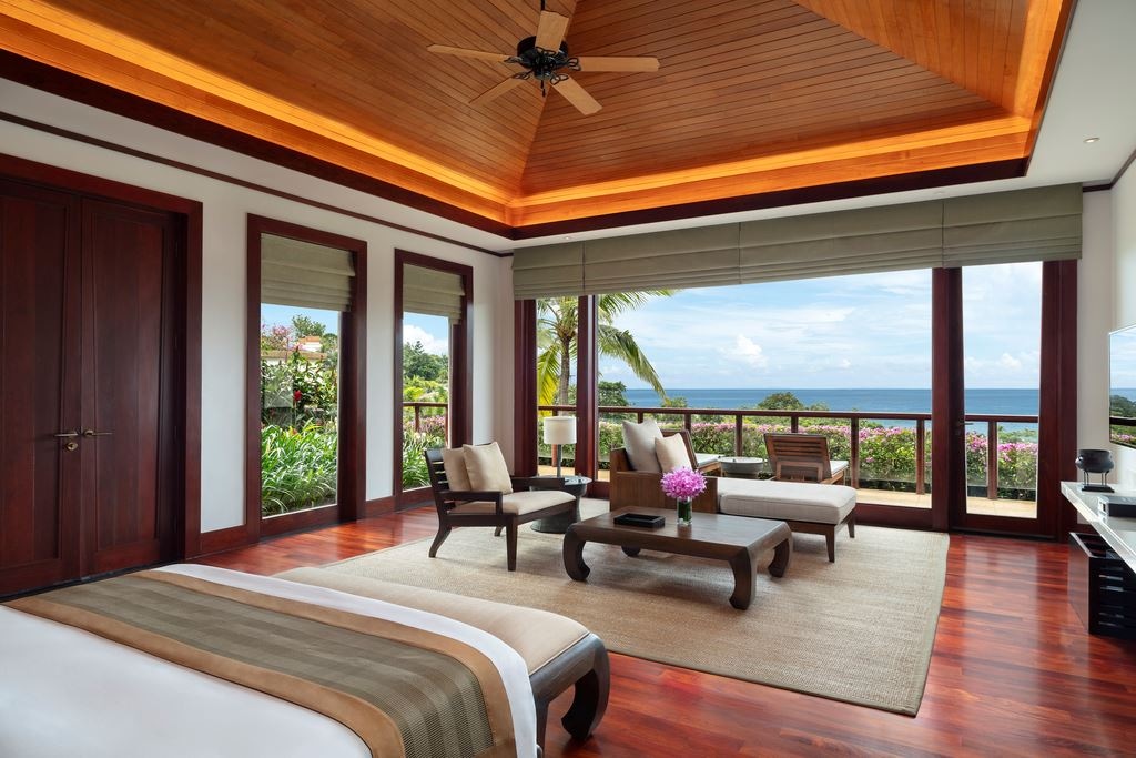 rooms-6-bedroom-pool-villas