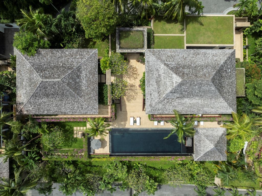 rooms-6-bedroom-pool-villas