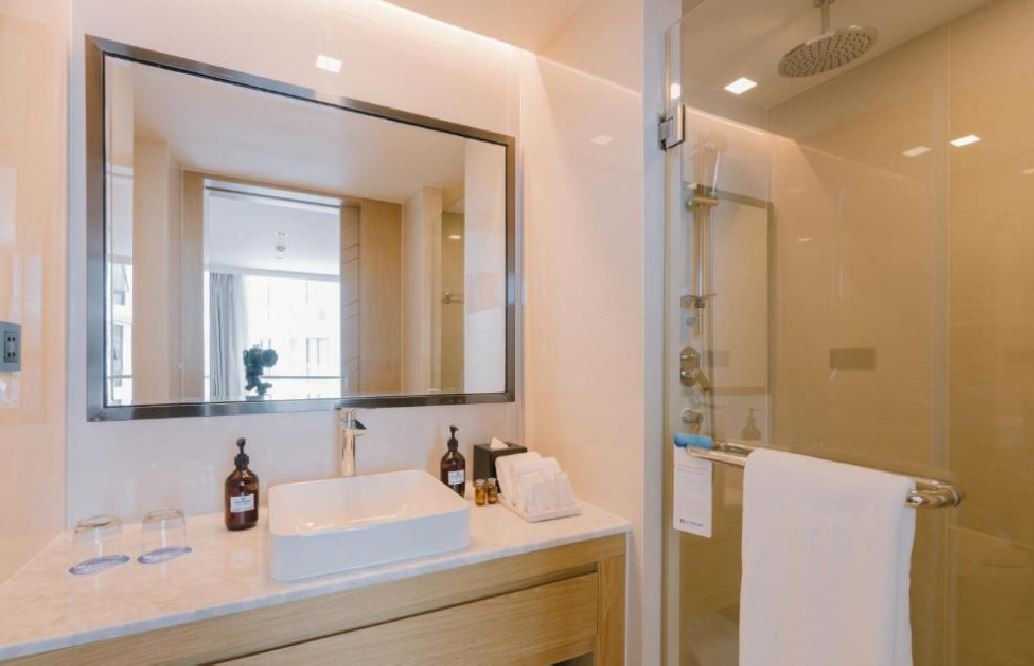 rooms-deluxe-pool-access