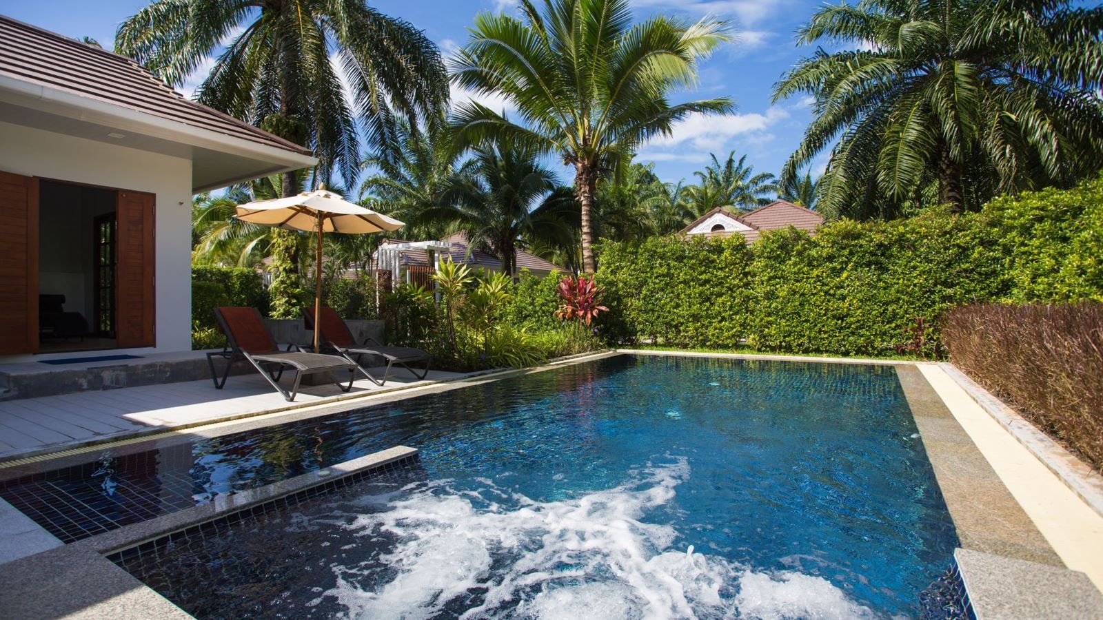 rooms-3-bedroom-pool-villa