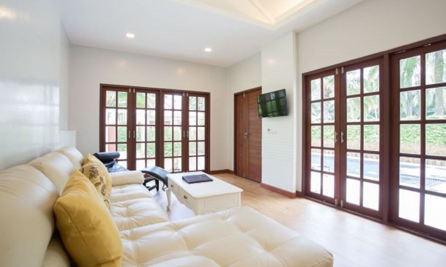 rooms-3-bedroom-pool-villa