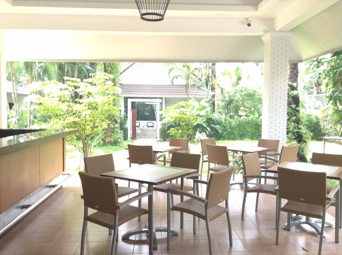 restaurants-the-palm-restaurant-and-bar