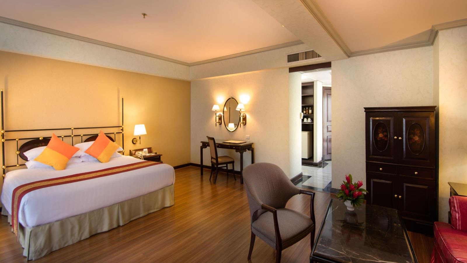 rooms-executive-room