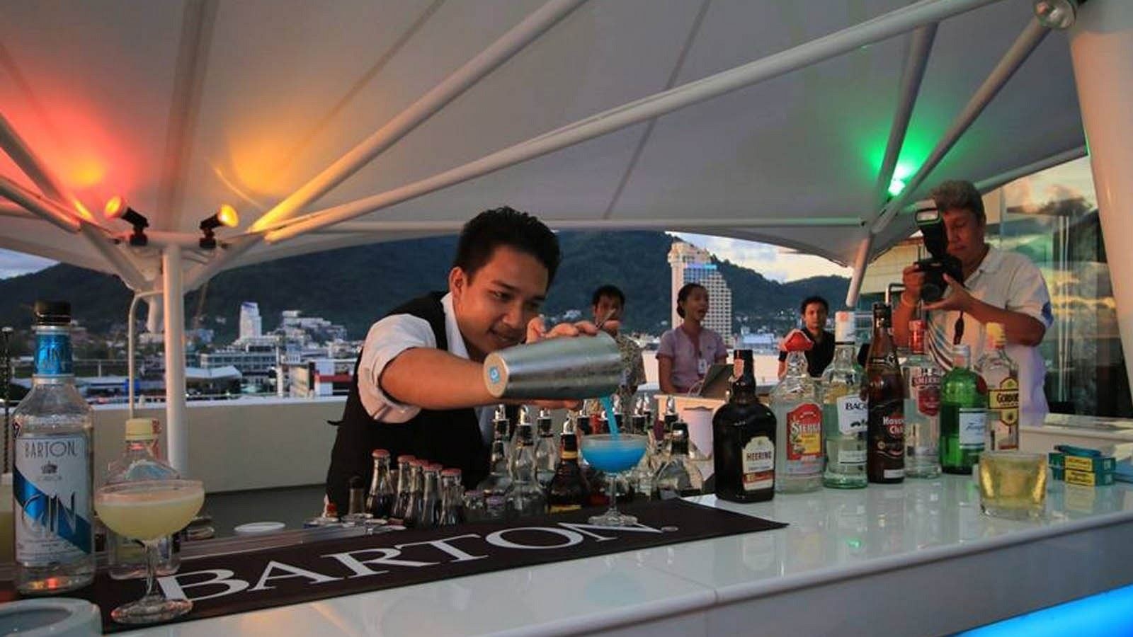 restaurants-roof-top-steak-house