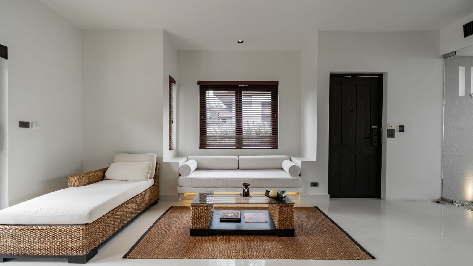 rooms-junior-pool-suite