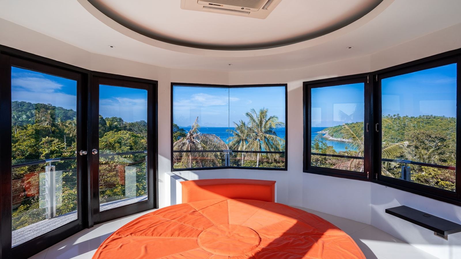 rooms-the-lighthouse