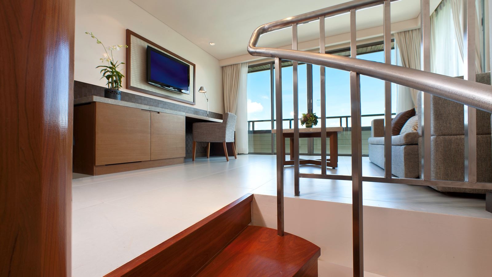 rooms-1-bedroom-duplex-suite-sea-view