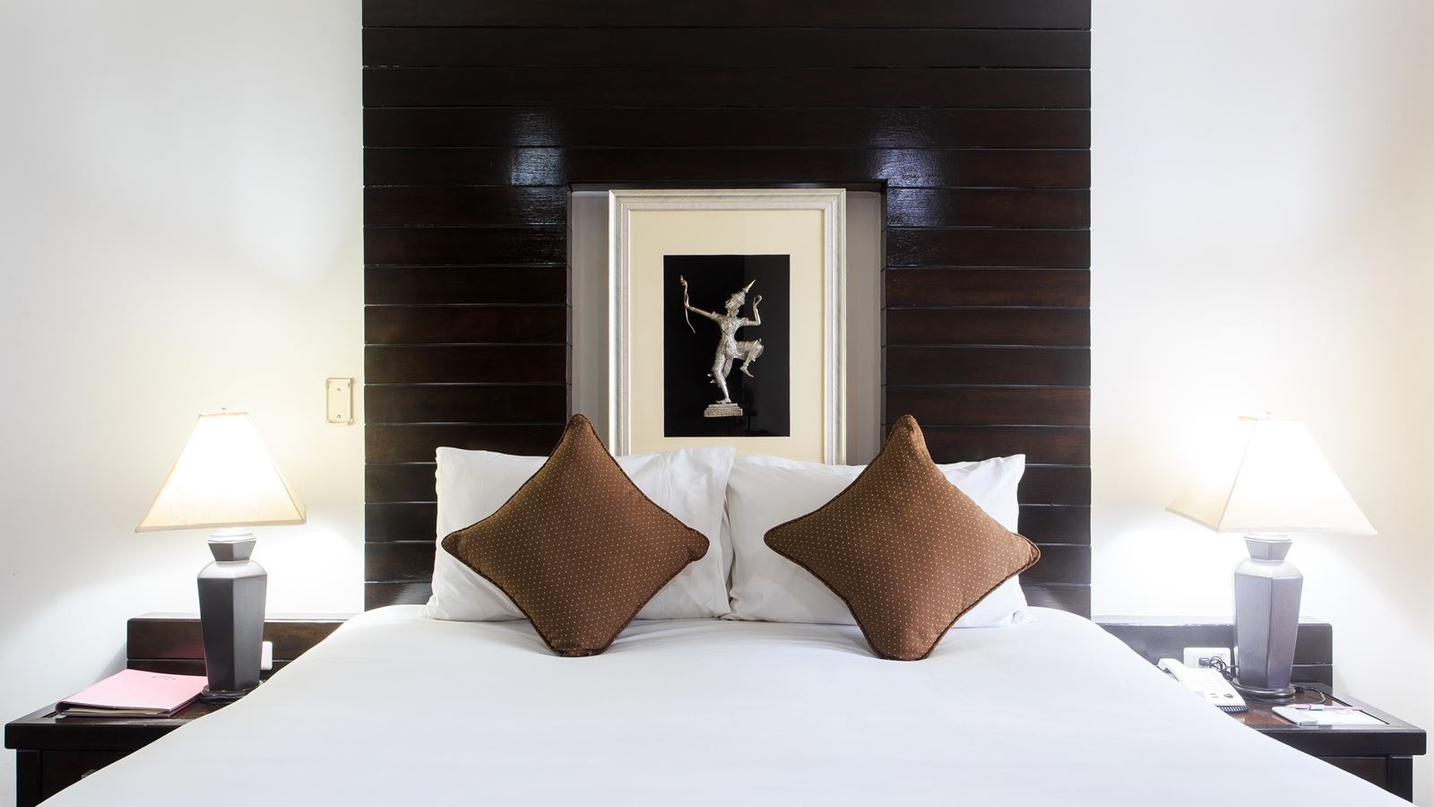 rooms-deluxe-garden-bungalow