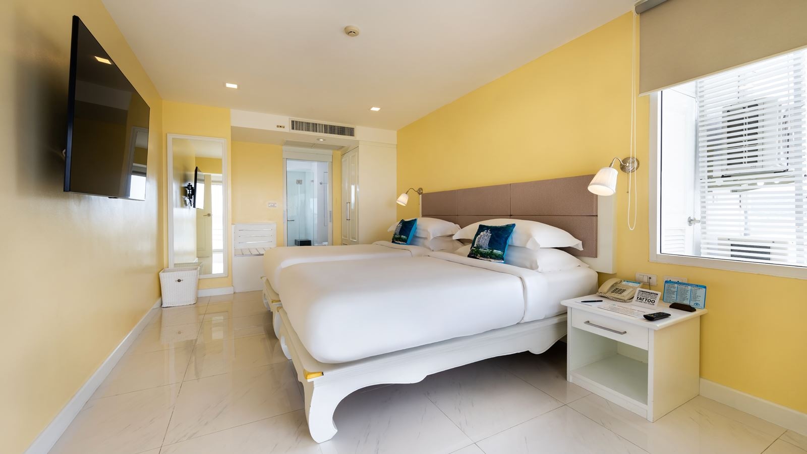 rooms-royal-suites