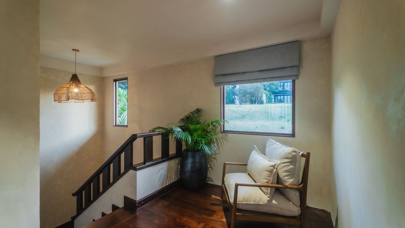 rooms-lux-3-bedroom-grand-beachfront-pool-villa