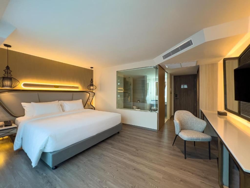 rooms-premier-king-bed-room